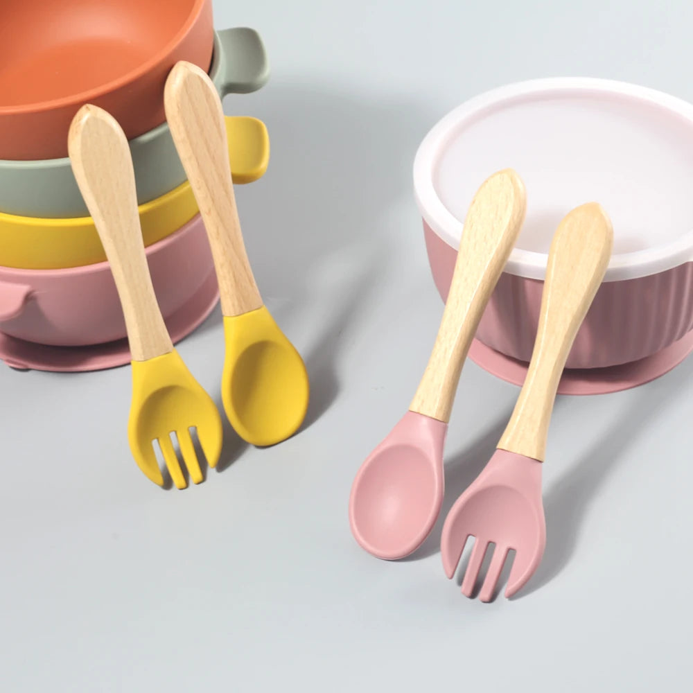 New Design Banana High Quality BPA Free Soft Baby Feeding Training Spoon Silicone Baby Wooden Handle Spoon Fork