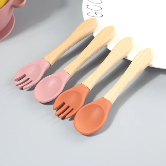 New Design Banana High Quality BPA Free Soft Baby Feeding Training Spoon Silicone Baby Wooden Handle Spoon Fork