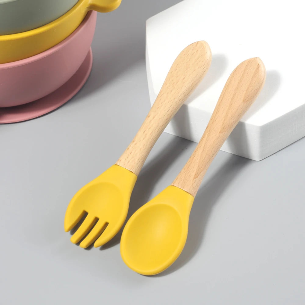 New Design Banana High Quality BPA Free Soft Baby Feeding Training Spoon Silicone Baby Wooden Handle Spoon Fork