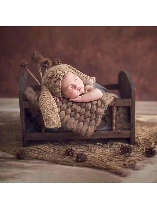 Newborn Wooden Photography Prop Brown Small Bed Retro Style Baby Hundred Day Shooting Commemorative Prop